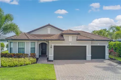 2337 Tangerine Ln, Naples, FL 34120