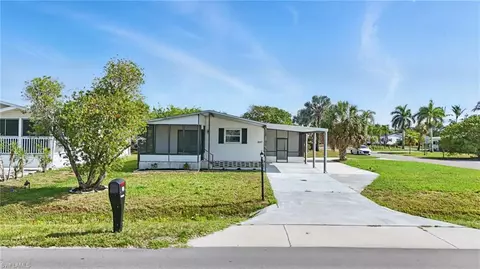 897 Manatee Rd, Naples, FL 34114