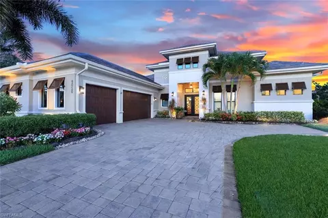 9010 Arrezo Ct, Naples, FL 34119 photo 3