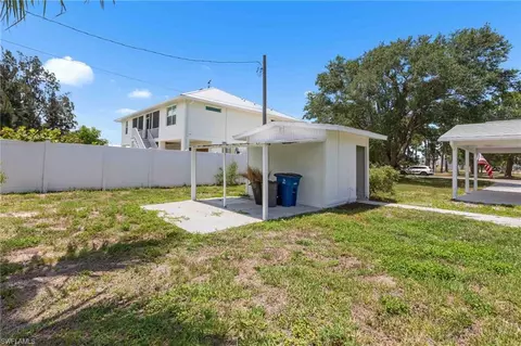 20681 Coconut Dr, Estero, FL 33928 photo 40