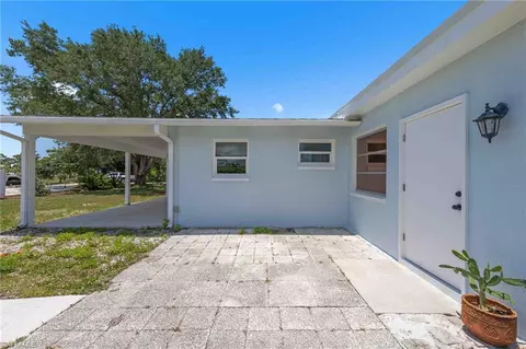 20681 Coconut Dr, Estero, FL 33928 photo 34