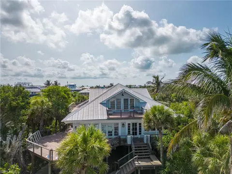 551 Gulf Ln, Captiva, FL 33924