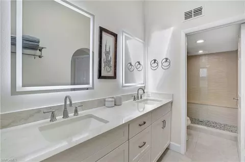 2249 Anchorage Ln #B, Naples, FL 34104 photo 5