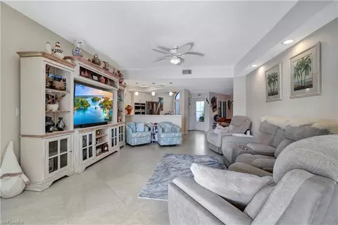 2249 Anchorage Ln #B, Naples, FL 34104 photo 8