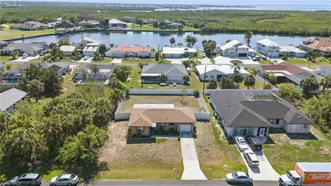 4358 Pates St, Port Charlotte, FL 33948
