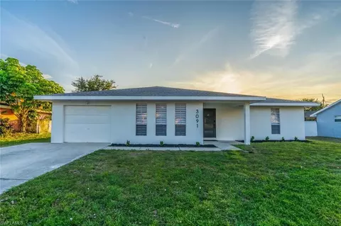 3091 52nd St SW, Naples, FL 34116