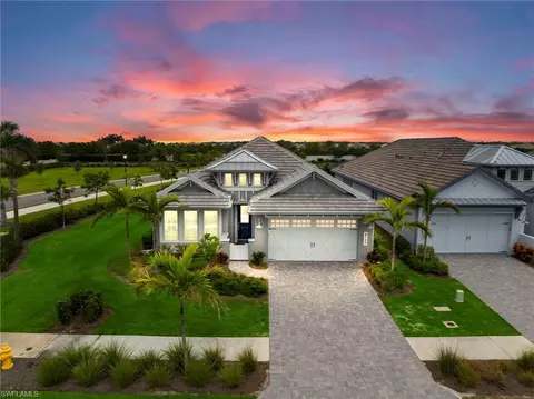 8750 Calypso Ct, Naples, FL 34112