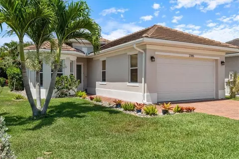 2705 Linda Dr, Naples, FL 34112