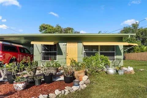 1154 4th Way, North Fort Myers, FL 33903