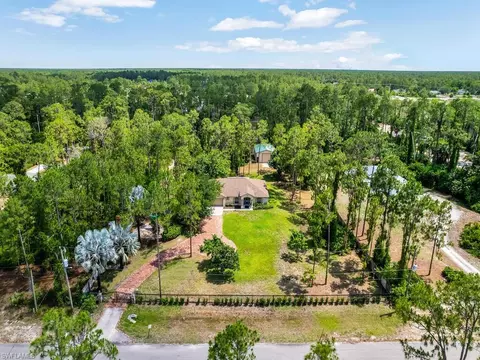 2390 27th Ave NE, Naples, FL 34120