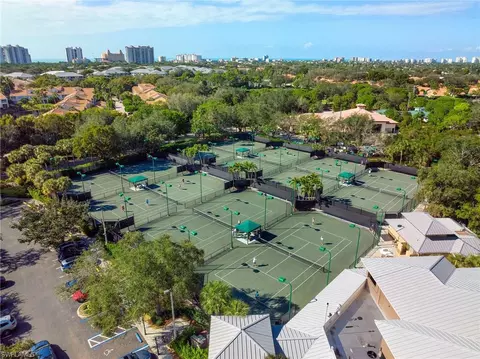 View/Area - 707 Buttonbush Ln, Naples, FL 34108 photo 7 of 10