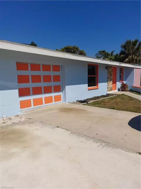 11310 Linda Loma Dr, Fort Myers, FL 33908