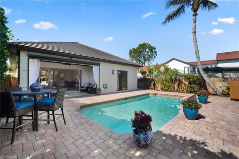 10340 Vanderbilt Dr, Naples, FL 34108 photo 36