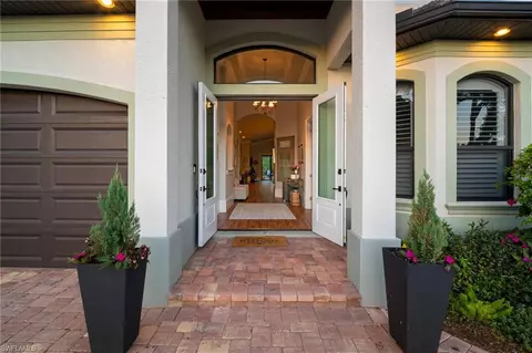 10340 Vanderbilt Dr, Naples, FL 34108 photo 11