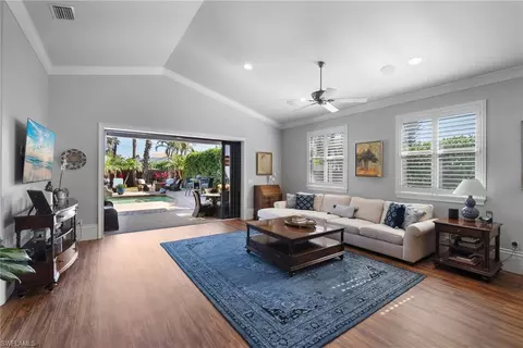 10340 Vanderbilt Dr, Naples, FL 34108 photo 15