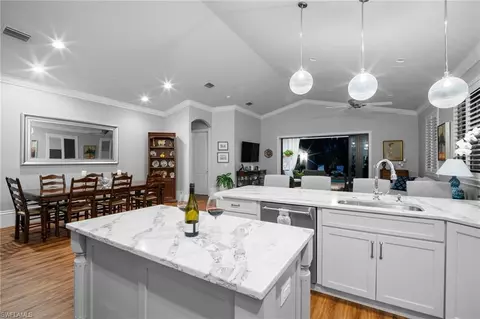 10340 Vanderbilt Dr, Naples, FL 34108 photo 24