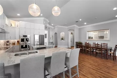 10340 Vanderbilt Dr, Naples, FL 34108 photo 20