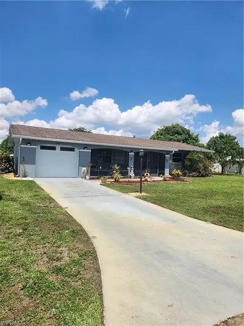 210 Highview Ave, Lehigh Acres, FL 33936