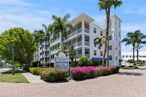140 Palm St #207, Marco Island, FL 34145