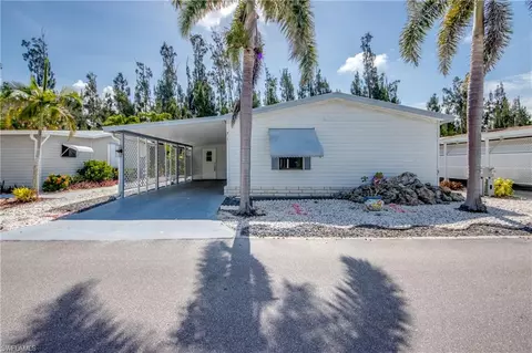 7212 Drum Dr, Saint James City, FL 33956