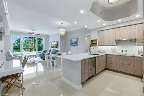 2728 Tiburon Blvd E #A403, Naples, FL 34109
