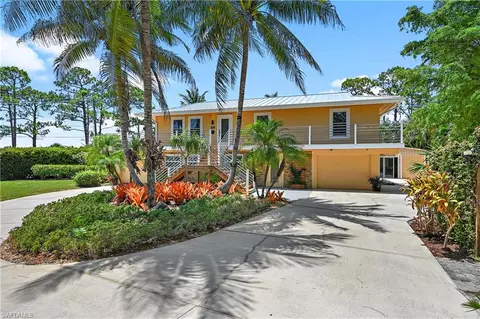 4680 Key Largo Ln, Bonita Springs, FL 34134