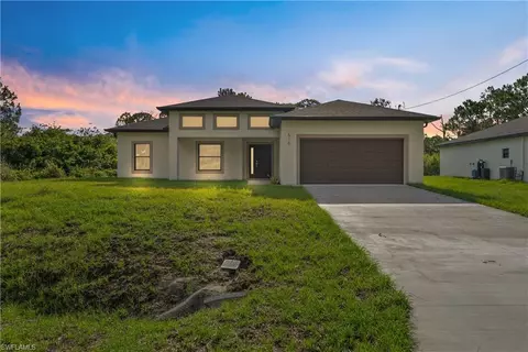 510 Redwood Ave S, Lehigh Acres, FL 33974