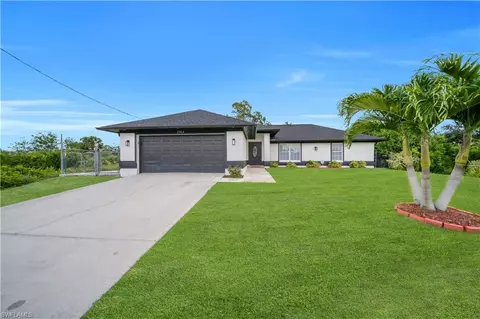 3304 44th St SW, Lehigh Acres, FL 33976