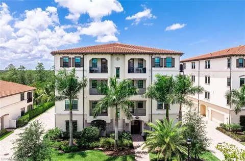 16360 Viansa Way #8-201, Naples, FL 34110