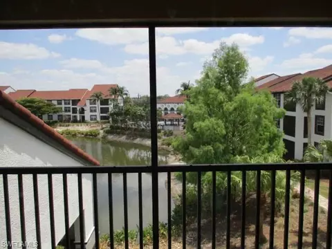 7915 Preserve Cir #236, Naples, FL 34119