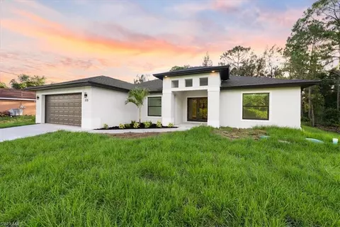 1119 State Ave, Lehigh Acres, FL 33972