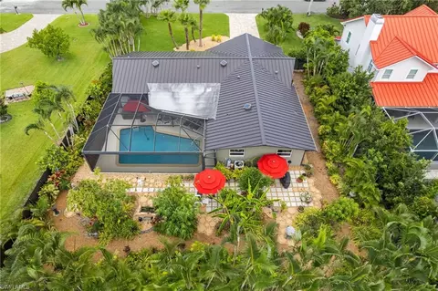5631 Shaddelee Ln W, Fort Myers, FL 33919