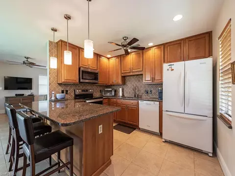 1400 Pompei Ln #2, Naples, FL 34103