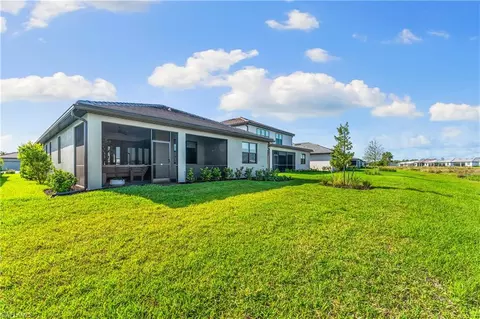 Exterior - 20190 Hartford Blvd, Estero, FL 33928 photo 7 of 10