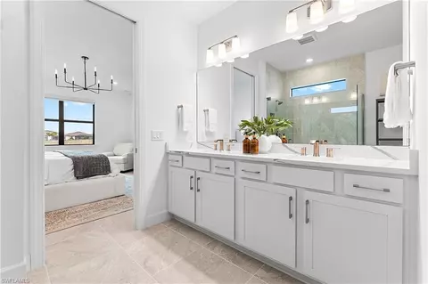 Bath - 20190 Hartford Blvd, Estero, FL 33928 photo 3 of 4