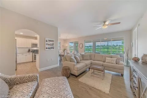 10105 Valiant Ct #101, Miromar Lakes, FL 33913
