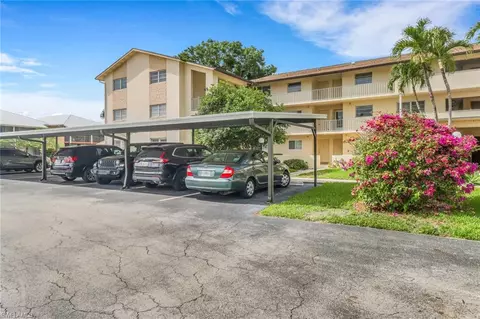 1020 Palm View Dr #C203, Naples, FL 34110