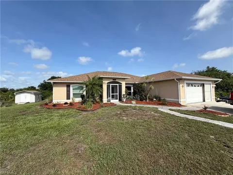 6001 Flora Ave N, Lehigh Acres, FL 33971