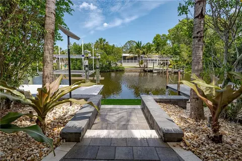 13379 Snook Cir, Naples, FL 34114