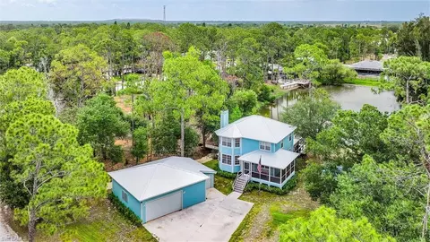 20433 Fern Cir, North Fort Myers, FL 33917