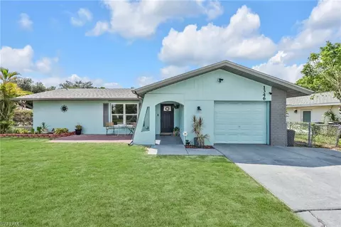 1346 Torreya Cir, North Fort Myers, FL 33917