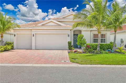 2936 Royal Gardens Ave, Fort Myers, FL 33916