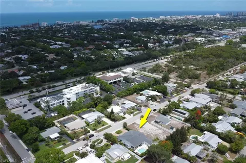 View/Area - 1262 10th St N, Naples, FL 34102 photo 2 of 2