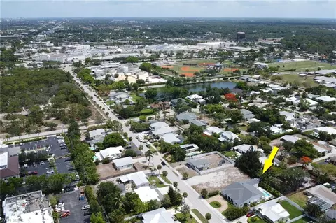 View/Area - 1262 10th St N, Naples, FL 34102 photo 1 of 2