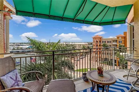 451 Bayfront Pl #5506, Naples, FL 34102