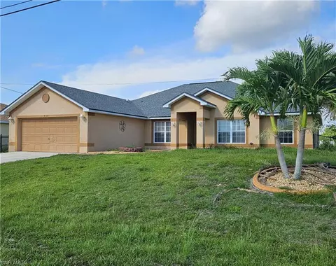 4109 NE 21st Pl, Cape Coral, FL 33909