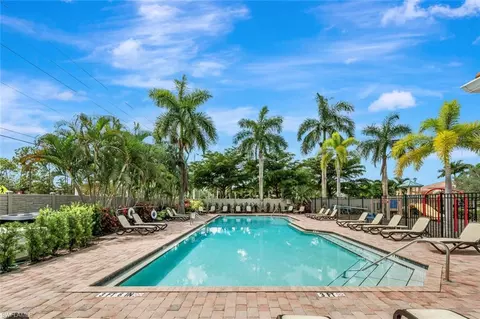 Exterior - 1470 Serrano Cir, Naples, FL 34105 photo 10 of 11