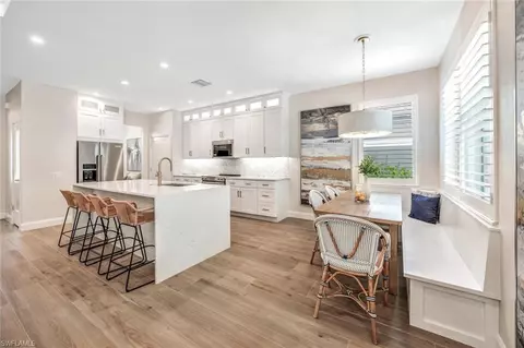 Kitchen - 1470 Serrano Cir, Naples, FL 34105 photo 5 of 7