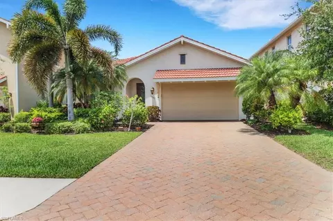 13391 Kent St, Naples, FL 34109