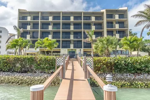10 Tampa Pl #301, Marco Island, FL 34145
